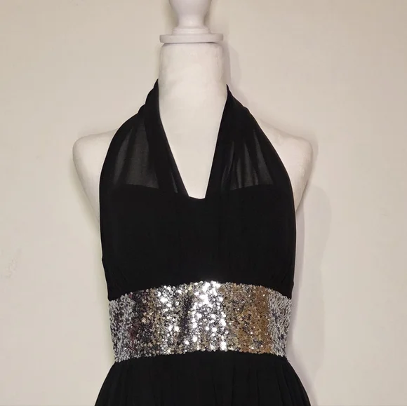 Elegant Black Halter Dress with Silver Accent - Picture 2 of 9